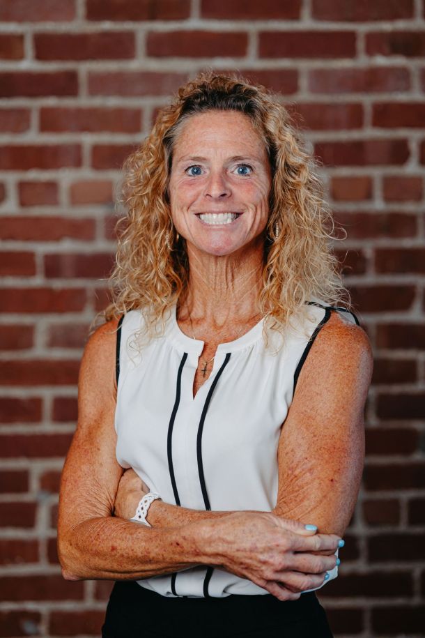 Get to know Mindy Martin